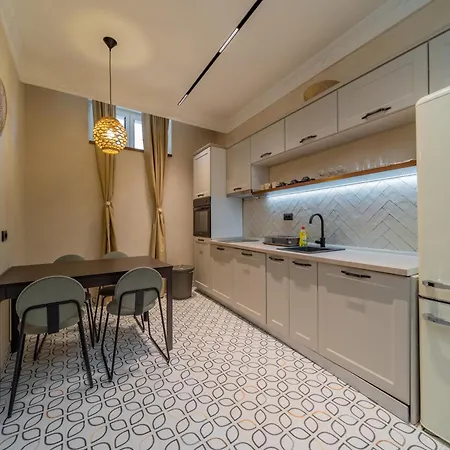 Apartment Passpartu