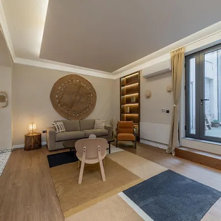 Passpartu Apartment *