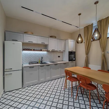 Passpartu Apartment