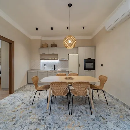 Passpartu Apartment *
